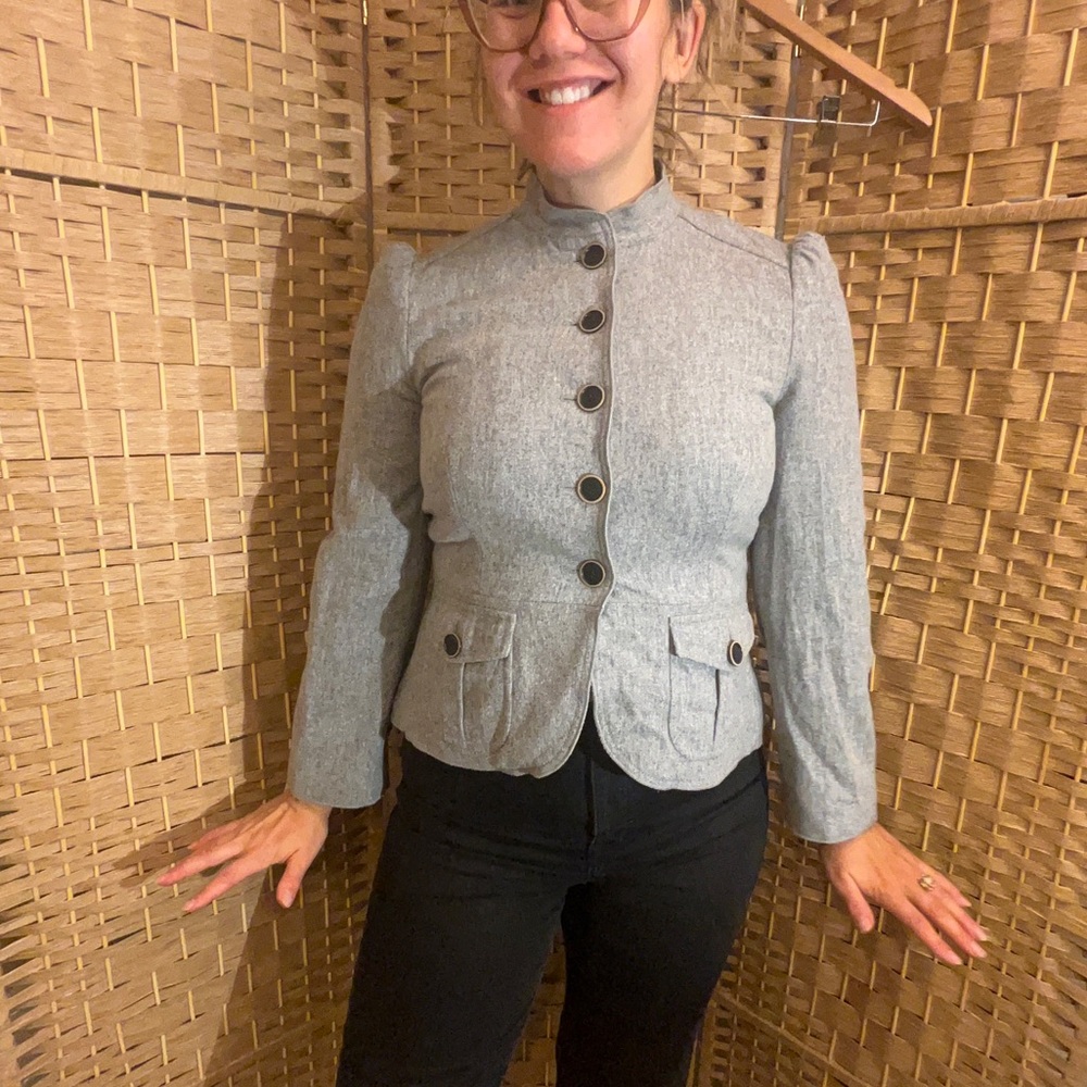 Banana Republic Fitted Wool Blazer - Picture 4 of 14